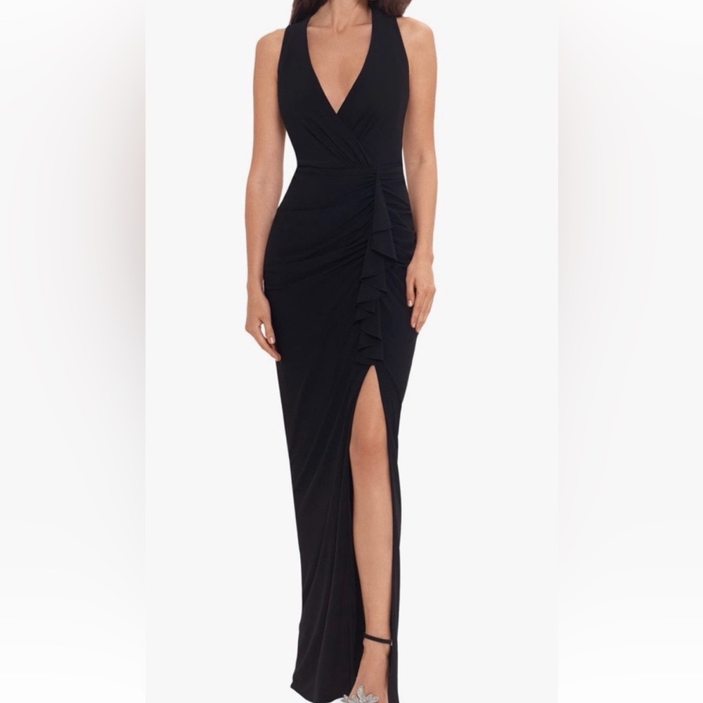 Betsy and Adam Bobbi Ruffled V-neck Gown - worn once